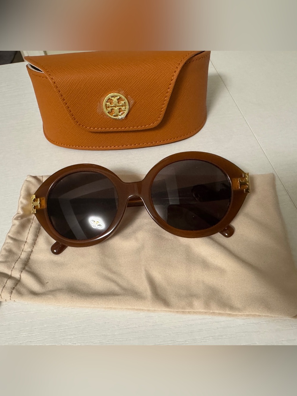 Tory Burch Round Brown Sunglasses with Gold Logo